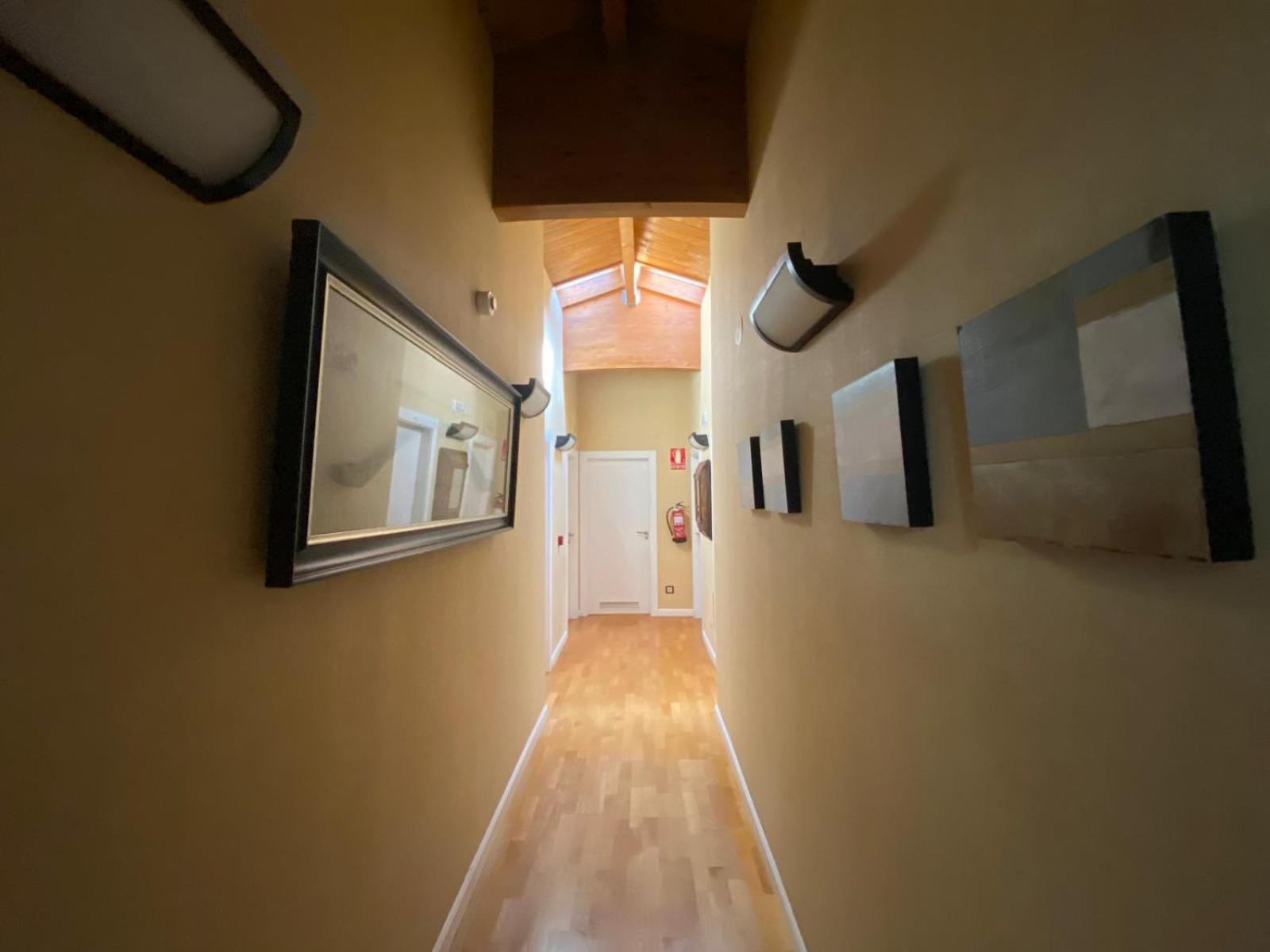 Roomrural Hotel Iru-Bide Lumbier Exteriör bild