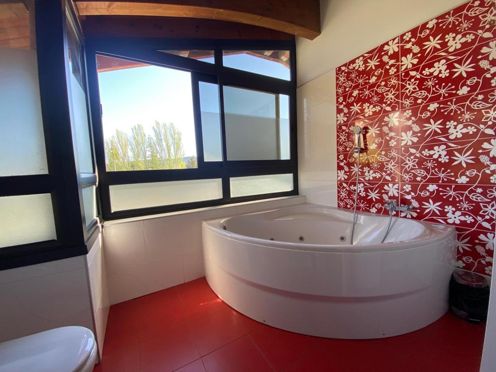 Roomrural Hotel Iru-Bide Lumbier Exteriör bild