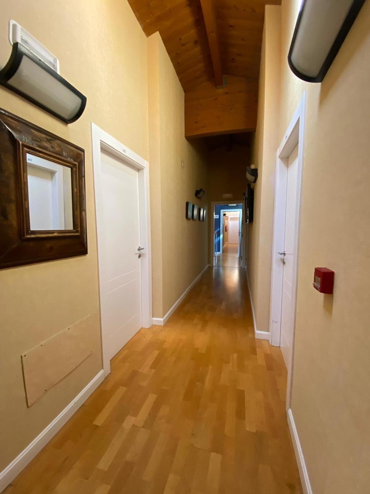 Roomrural Hotel Iru-Bide Lumbier Exteriör bild